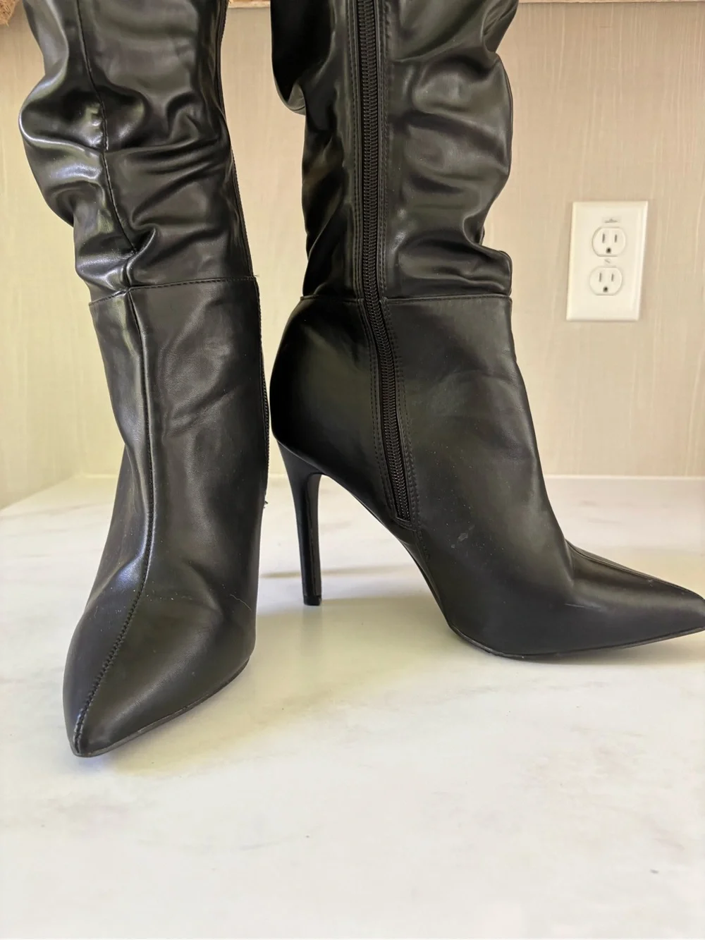 Women’s Black Leather like, Over-the-Knee Pointed-Toe Stiletto Boots SZ-8